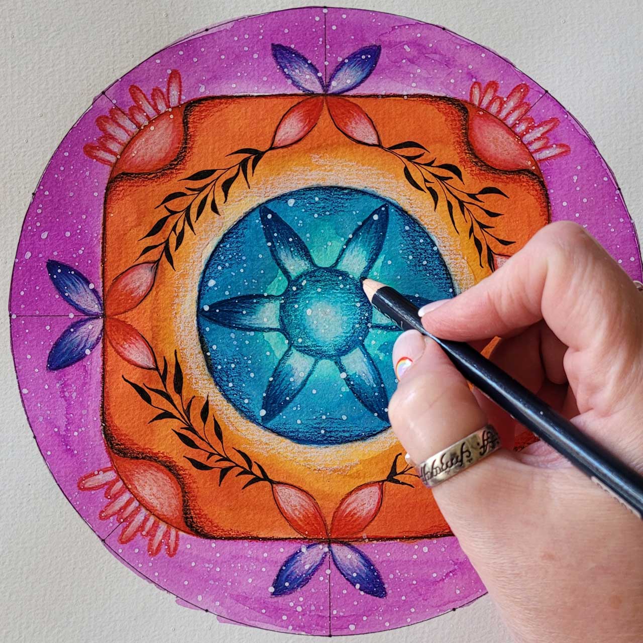 Aprende a dibujar Mandalas únicos con colores armoniosos